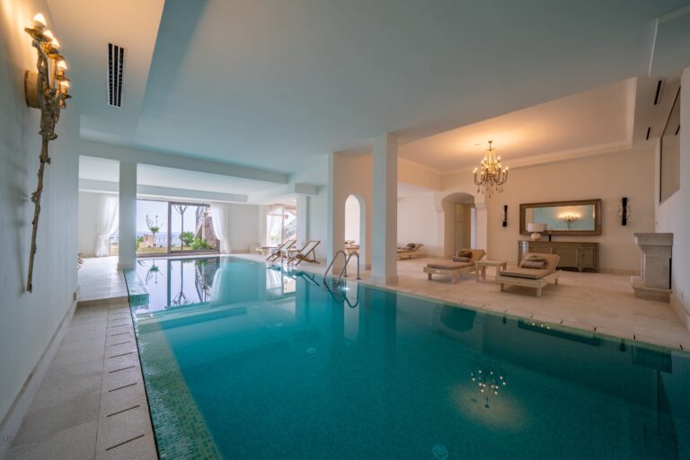 The indoor pool, Villa Ponta Melagrana