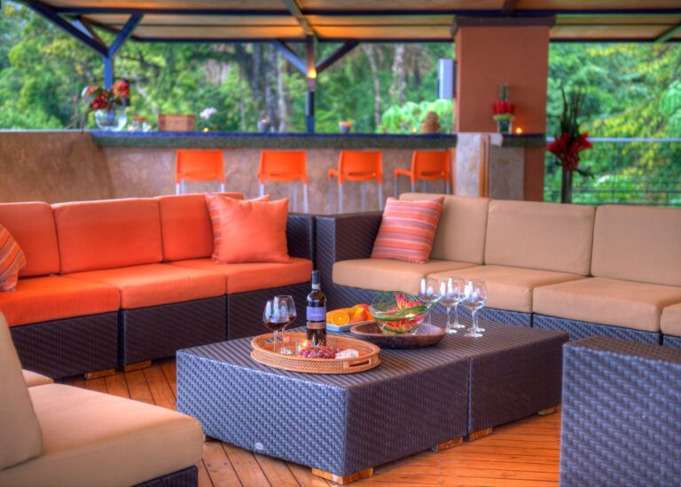 Rooftop deck seating area, Villa Punto de Vista