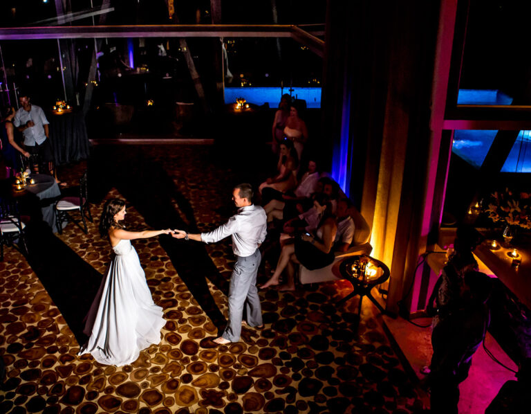 First dance in the ballroom at night, Villa Punto de Vista