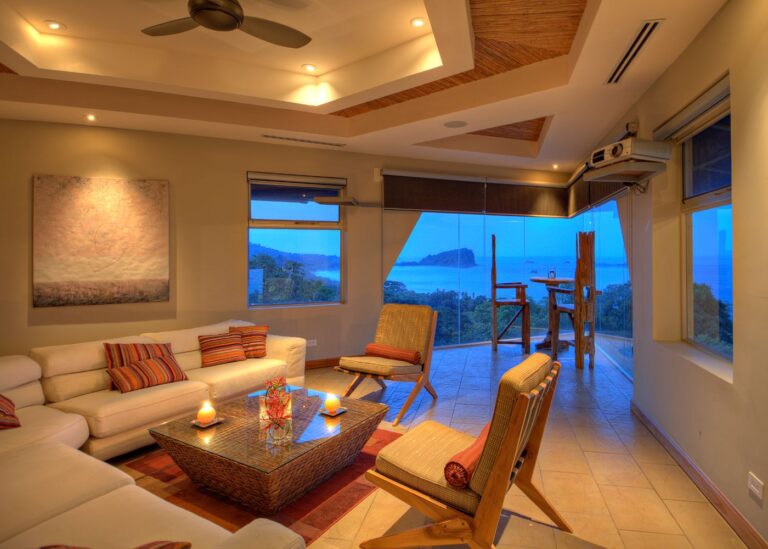Media room and home theatre, Villa Punto de Vista