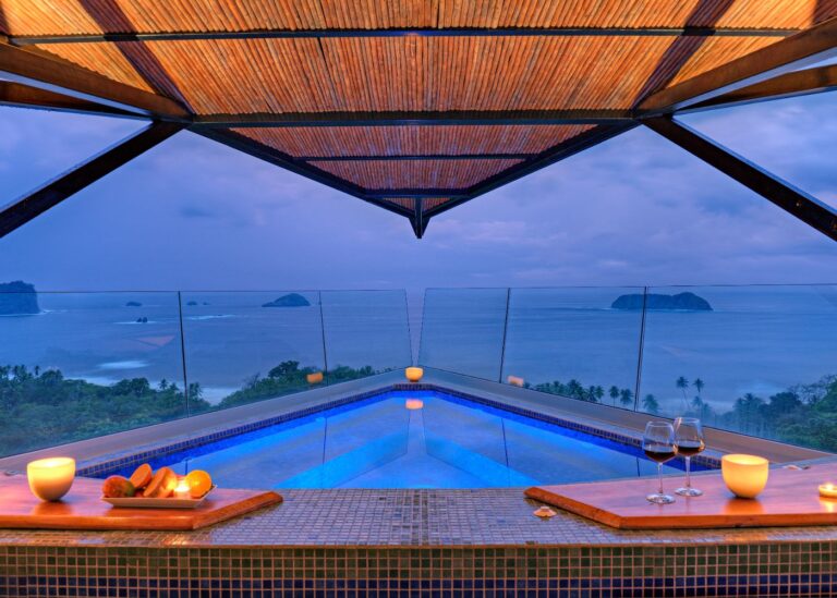 Rooftop jacuzzi, Villa Punto de Vista