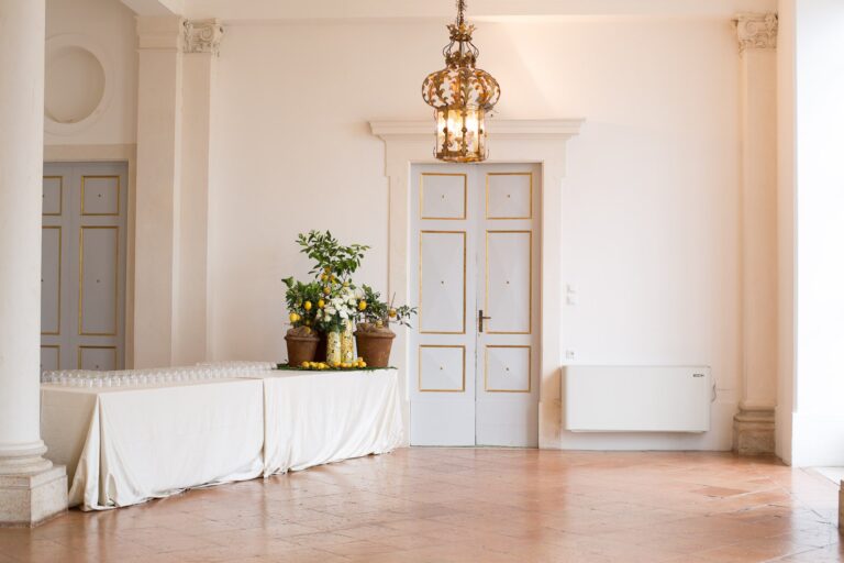 The entrance hall, Villa Rizzardi
