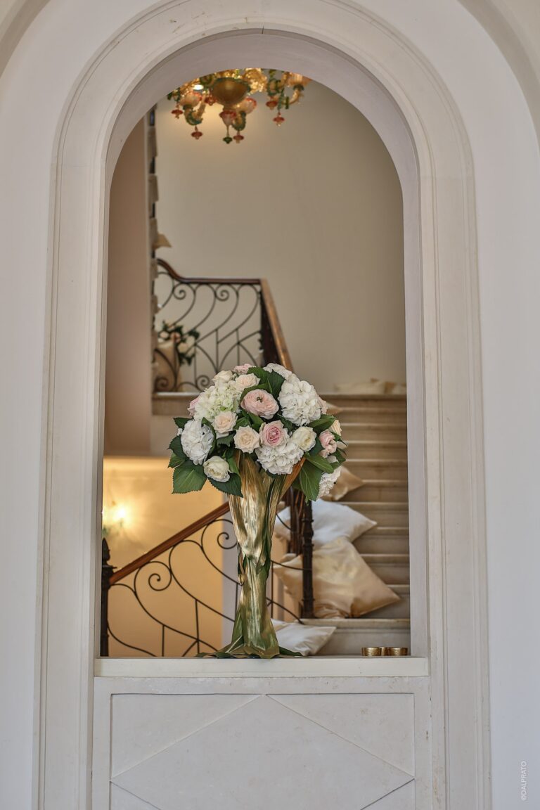 The staircase landing with flowers, Villa Rizzardi