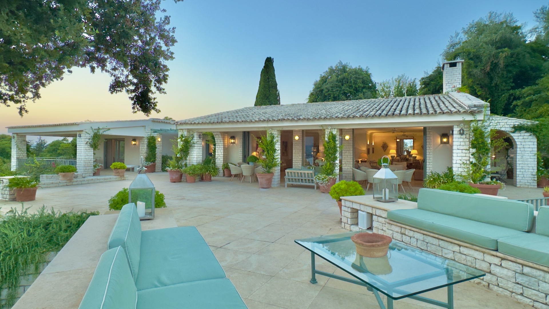 Terrace and garden pavilion, Villa Sylva
