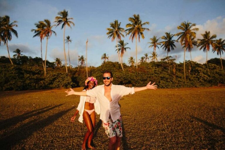 After the wedding: palm trees, and nowhere to be, Volvoreta