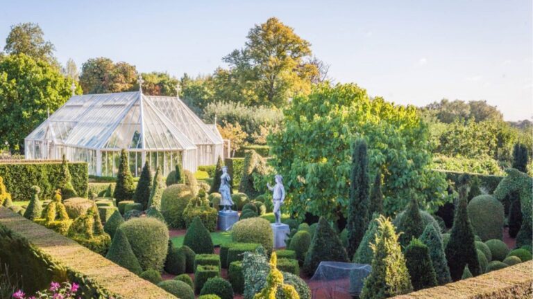 The Wintergarden conservatory and the topiary, Waddesdon Manor