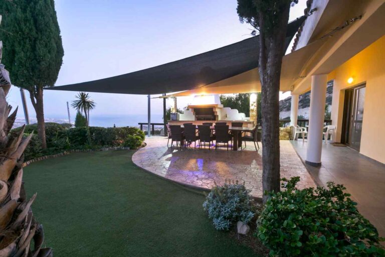 The garden lawn and outdoor dining terrace, Wedding Cyprus Villas
