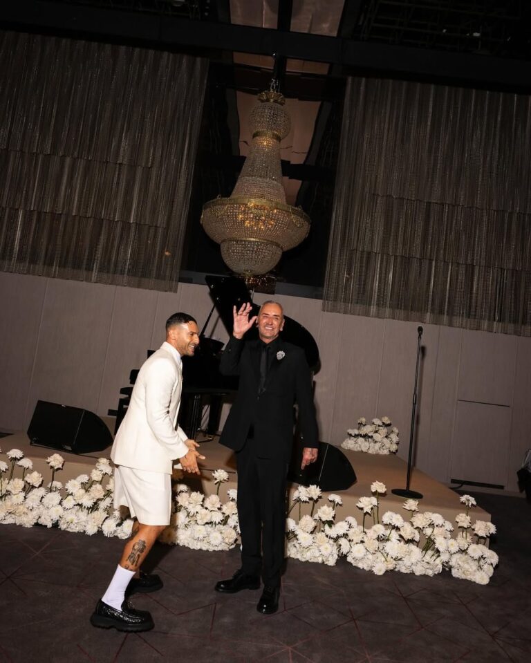 Exchanging vows beneath the chandelier, The Londoner, Wildabout