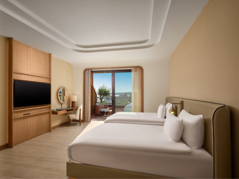XO Cape Arnna: XO Suite