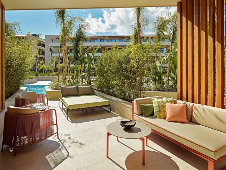 XO Cape Arnna: A terrace lounge