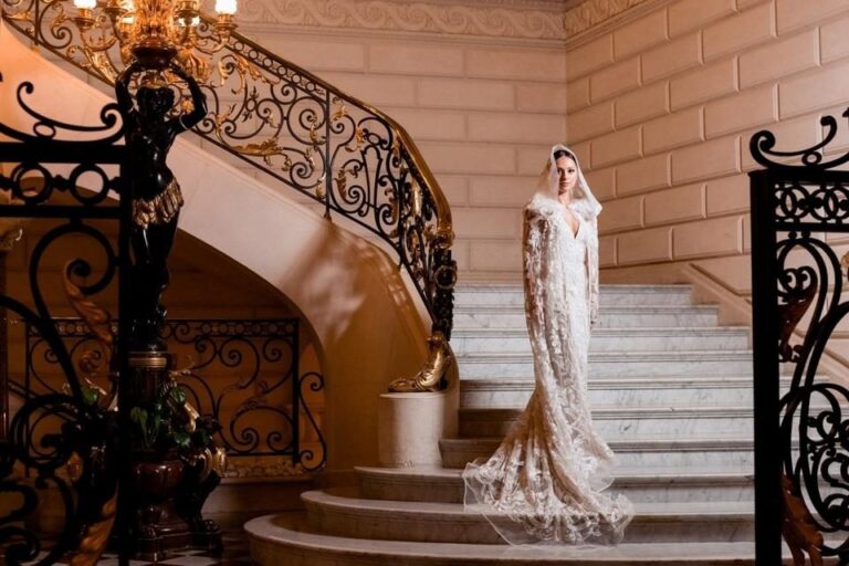The grand staircase, Znaharchuk Studio